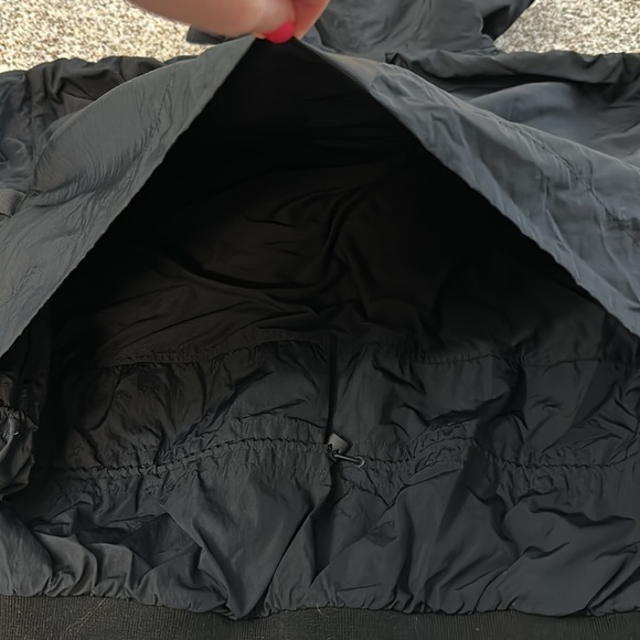 Allyson Felix Athleta Windbreaker - Picture 8 of 11